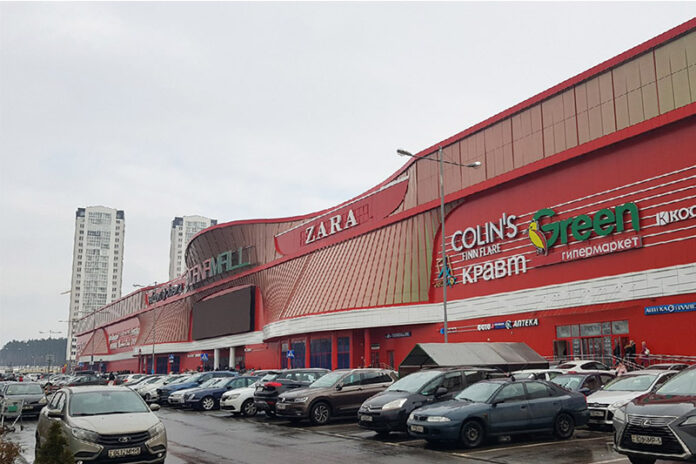 В ТРЦ Dana Mall искали взрывное устройство